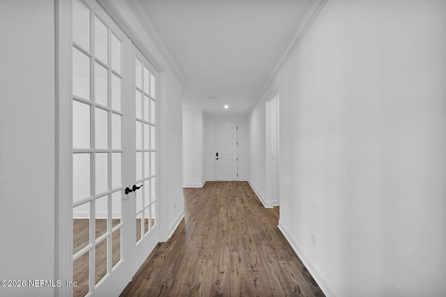 Spacious, unfurnished interior of a new home in Creighton Pointe, Fleming Island (Image 14).