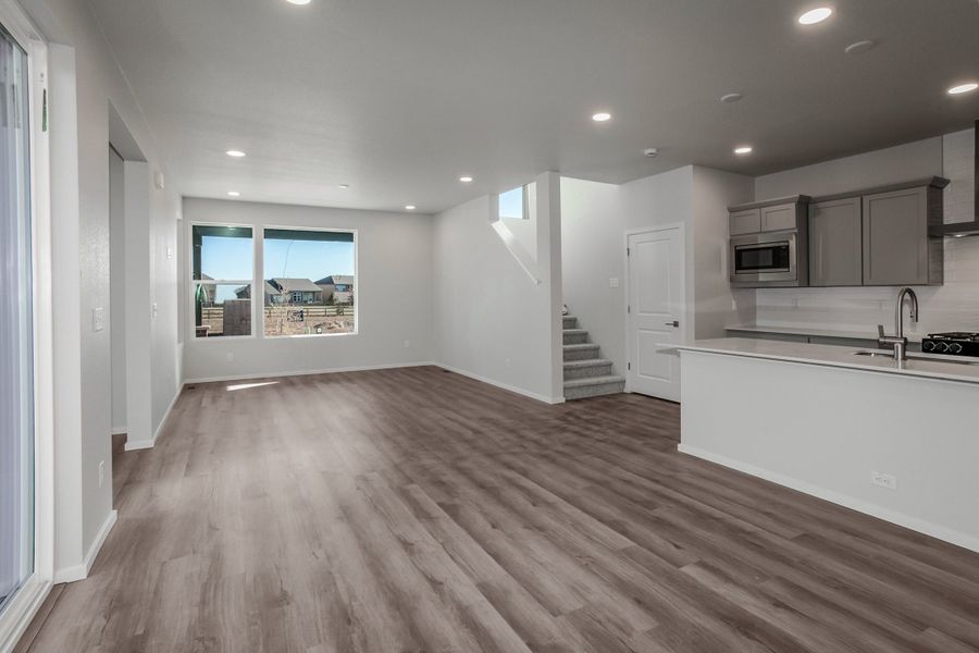 Spacious, unfurnished interior of a new home in Trailside, Timnath (Image 27).