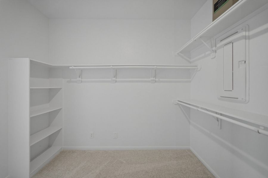 Spacious, unfurnished interior of a new home in Wildrye, Waller (Image 43).
