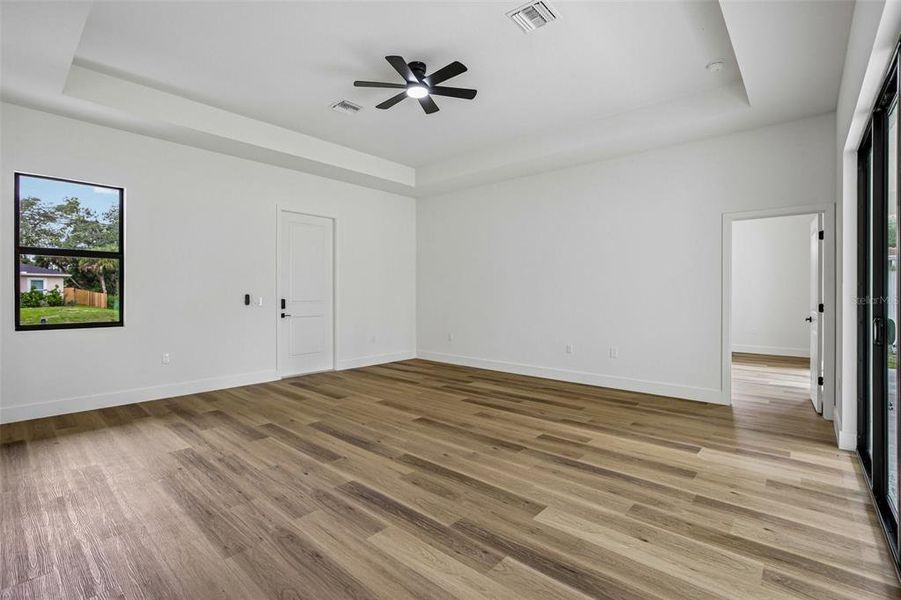Spacious, unfurnished interior of a new home in , North Port (Image 36).