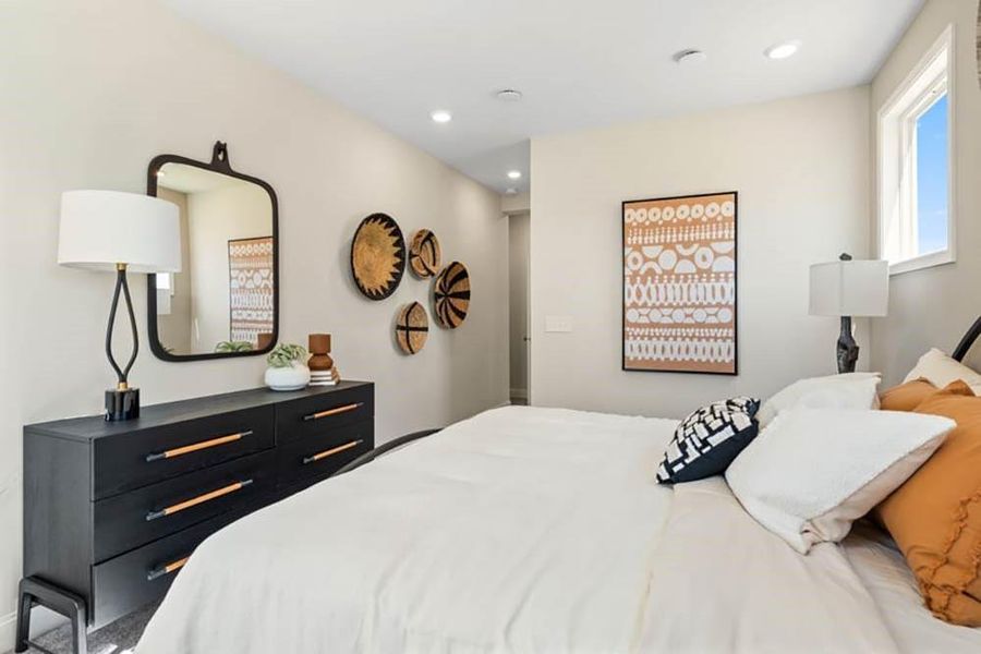 Furnished interior view inside a new home in Bailey Fence, Dacula (Image 34).