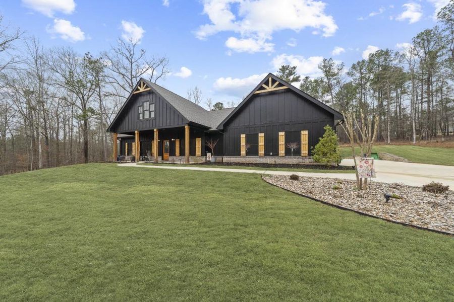 Image 66 of a home in .