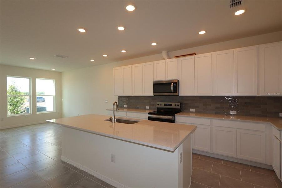 Furnished interior view inside a new home in , Apollo Beach (Image 5).