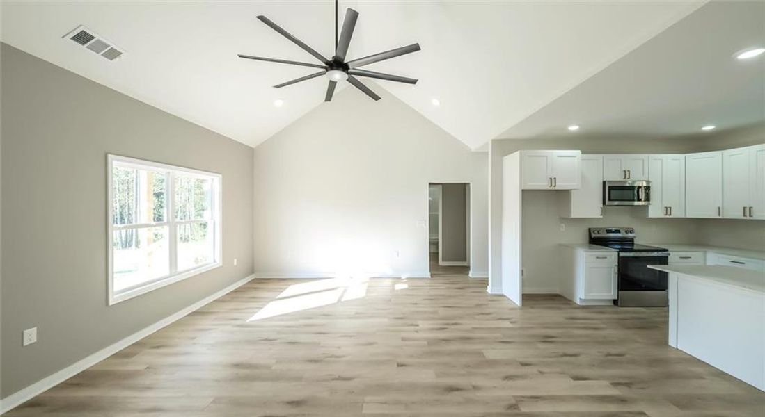 Spacious, unfurnished interior of a new home in , Tallapoosa (Image 30). Spacious, unfurnished interior of a new home in , Tallapoosa (Image 30).