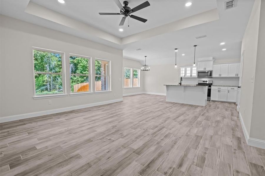 Spacious, unfurnished interior of a new home in , Lindale (Image 20).