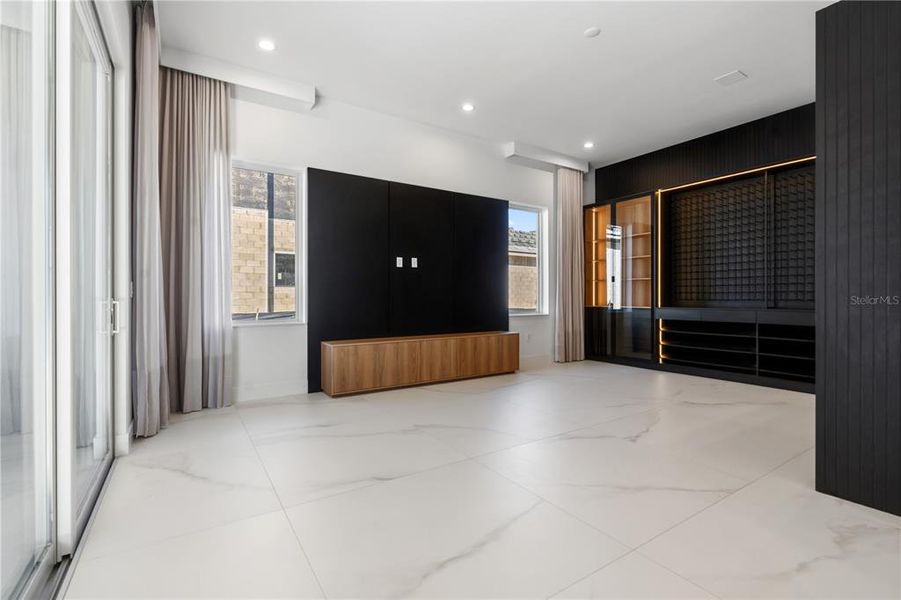 Spacious, unfurnished interior of a new home in , Montverde (Image 54).