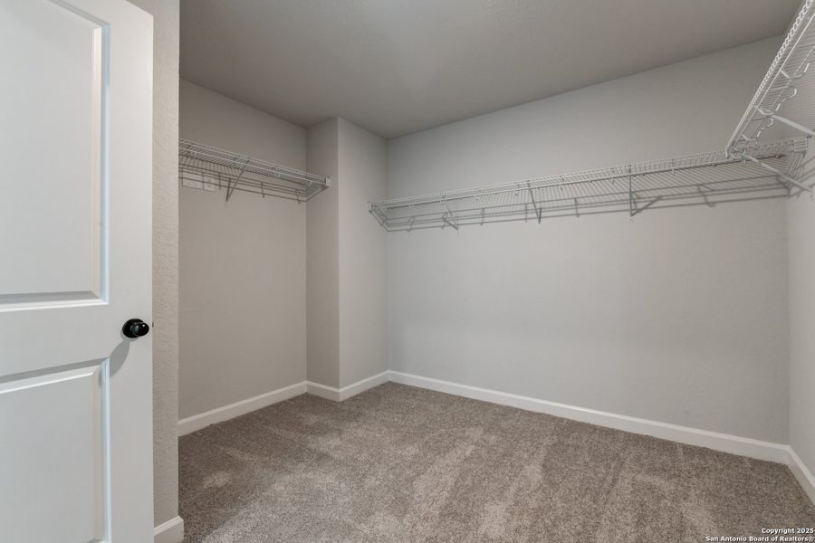 Image 39 of a home in Cordova Trails. Image 39 of a home in Cordova Trails.