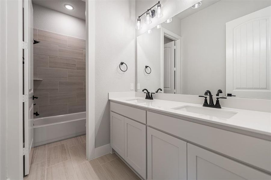 Furnished interior view inside a new home in Fannin Ranch, Leonard (Image 5). Furnished interior view inside a new home in Fannin Ranch, Leonard (Image 5).