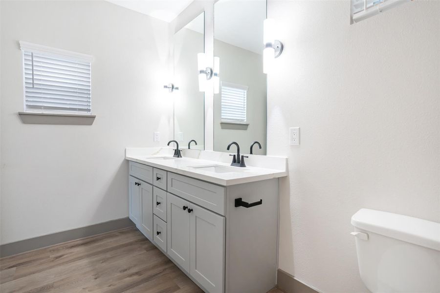 Furnished interior view inside a new home in Avenue Park, Houston (Image 7).