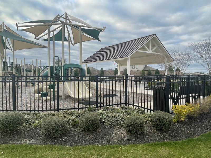 Front exterior of a new home in Huntington Place, Rosharon, TX, highlighting curb appeal (Image 20).