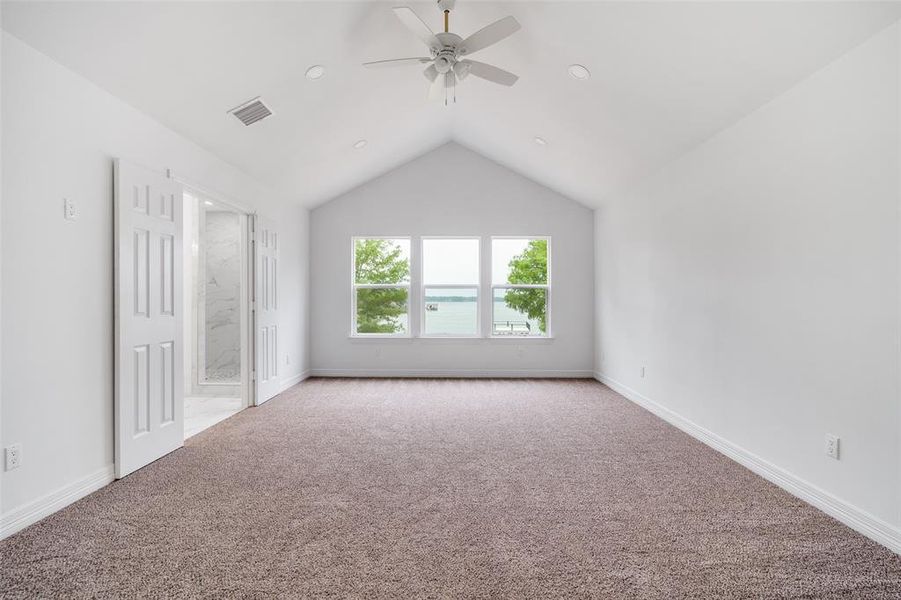 Spacious, unfurnished interior of a new home in , Mabank (Image 16).