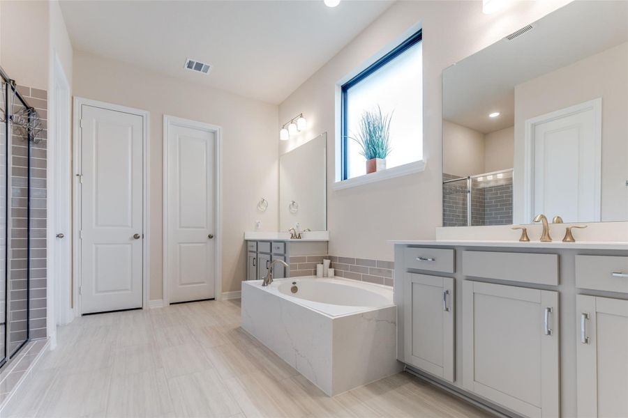 Furnished interior view inside a new home in , League City (Image 18).