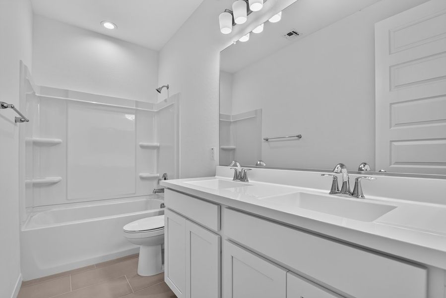 Furnished interior view inside a new home in Stonehaven, Glendale (Image 16).