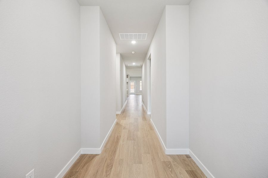 Entryway in the Oscar home plan by Trophy Signature Homes – REPRESENTATIVE PHOTO Entryway in the Oscar home plan by Trophy Signature Homes – REPRESENTATIVE PHOTO