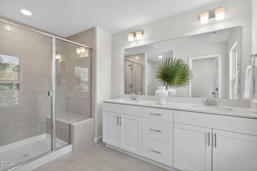 DC 23 Holly Interior-20