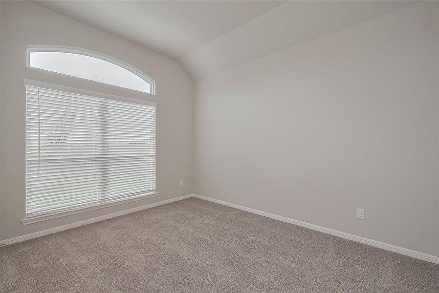 Spacious, unfurnished interior of a new home in River Ranch, Dayton (Image 27).