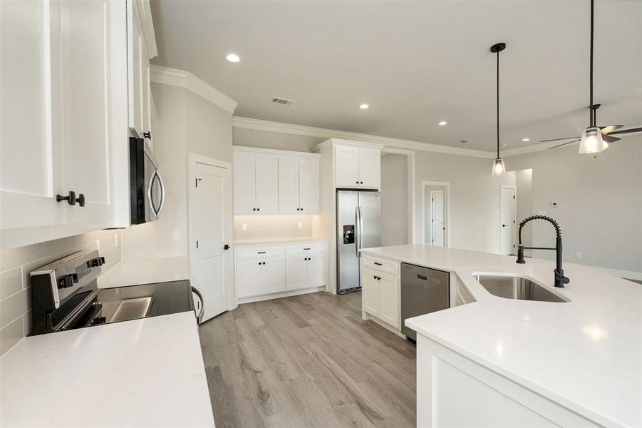 Furnished interior view inside a new home in , Mabank (Image 11).