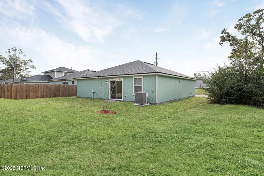 Exterior details and patio area of a home in , Jacksonville (Image 4). Exterior details and patio area of a home in , Jacksonville (Image 4).