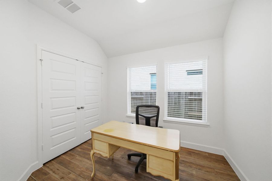 Furnished interior view inside a new home in Artavia, Conroe (Image 8).