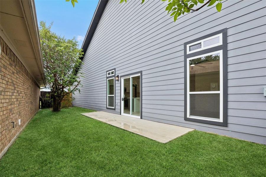 Exterior details and patio area of a home in , Mesquite (Image 3).