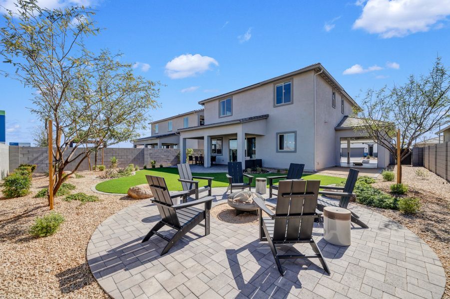 Representative exterior details of a home built from the Grand 5G by Risewell Homes in Wildera, San Tan Valley (Image 3).