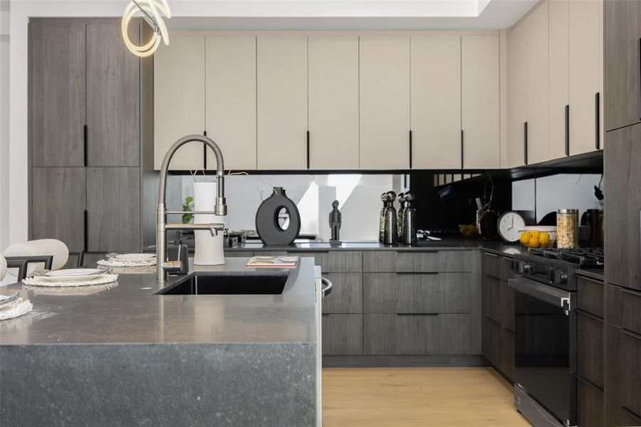 Close-up of interior finishes inside a home in , Dallas (Image 22).