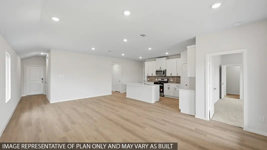 Spacious, unfurnished interior of a new home in Grand Pines, Magnolia (Image 11).