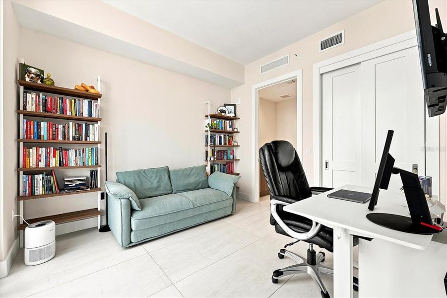Furnished interior view inside a new home in , St. Petersburg (Image 57).