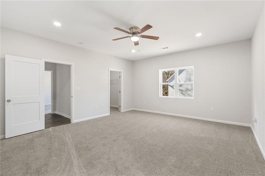 Spacious, unfurnished interior of a new home in , Temple (Image 20).