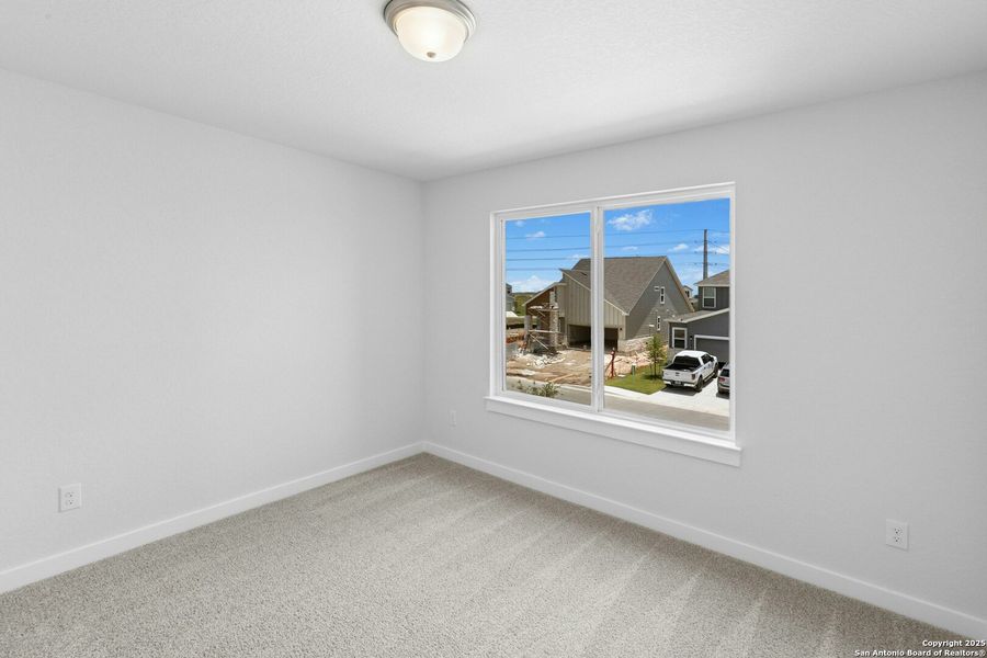 Spacious, unfurnished interior of a new home in Willowbrook, New Braunfels (Image 19).