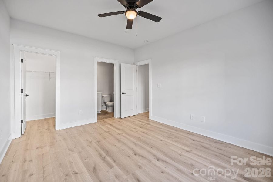 Spacious, unfurnished interior of a new home in , Gastonia (Image 13).
