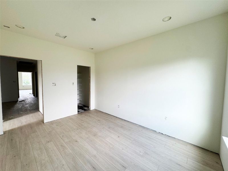 Spacious, unfurnished interior of a new home in , Houston (Image 19). Spacious, unfurnished interior of a new home in , Houston (Image 19).