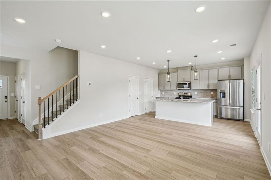 Spacious, unfurnished interior of a new home in Avalon - Reserve Series, Conyers (Image 17).