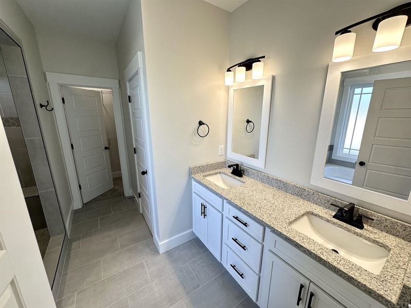 Furnished interior view inside a new home in Sky View, Columbus (Image 11).