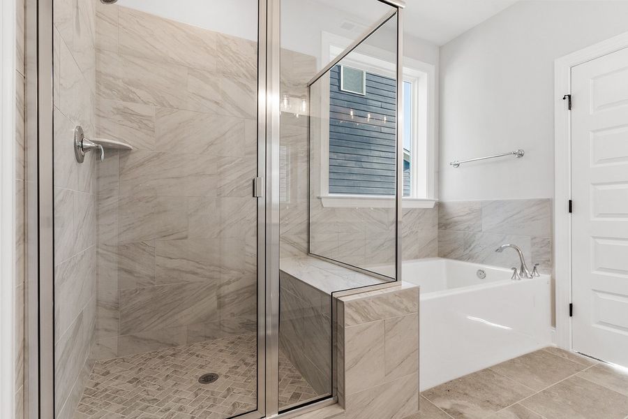 Representative furnished interior of a home built from the The Chandler by RobuckHomes in Windwater, Hampstead (Image 10).
