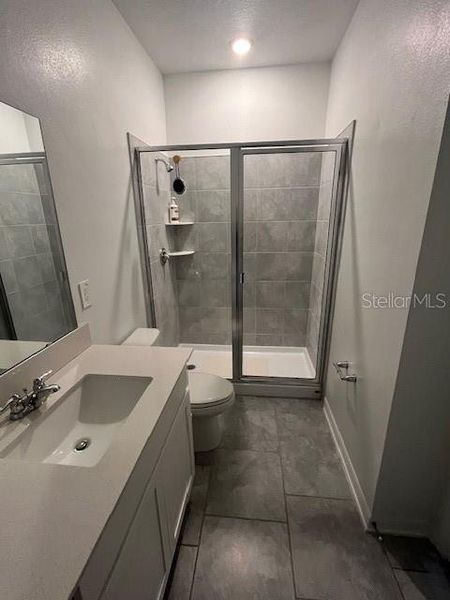 Furnished interior view inside a new home in , Winter Haven (Image 8).