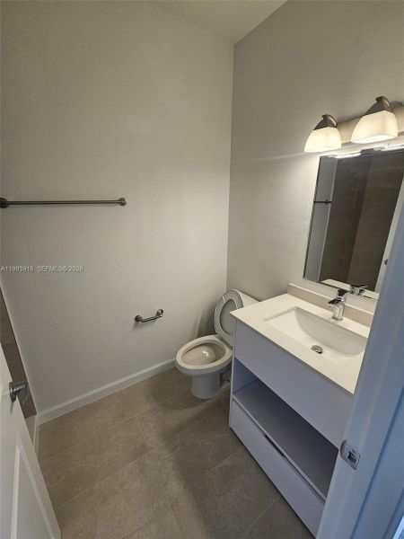 Image 40 of a home in .