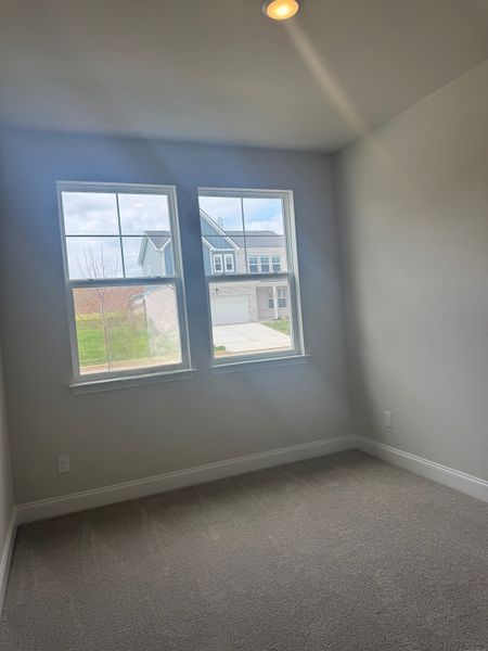 Spacious, unfurnished interior of a new home in Cades Bluff, Lebanon (Image 13).