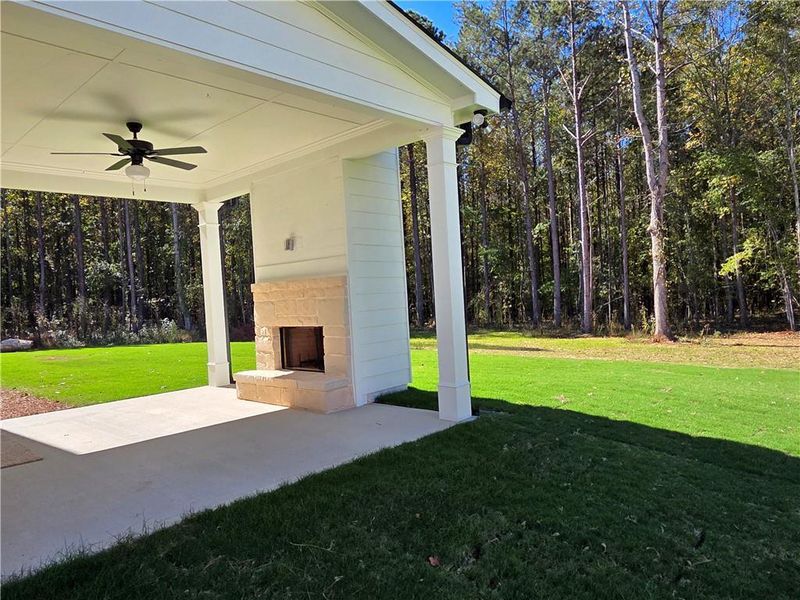 Exterior details and patio area of a home in River Meadows, Bethlehem (Image 3).