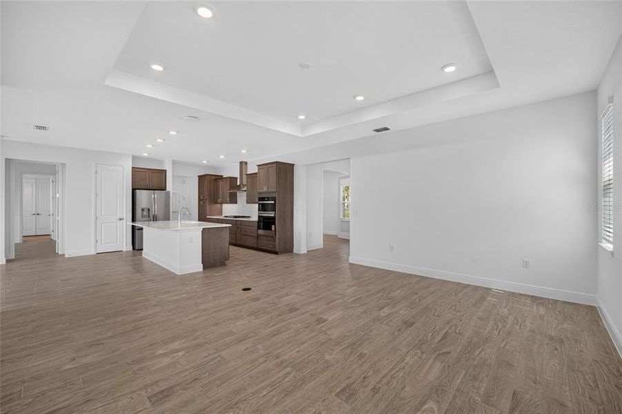 Spacious, unfurnished interior of a new home in , Ocala (Image 49).