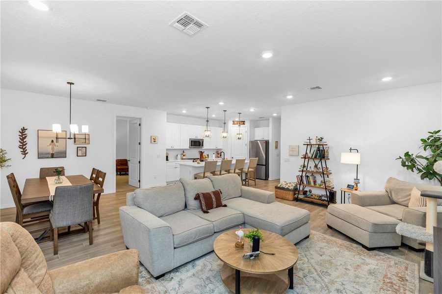 Furnished interior view inside a new home in Hampton Oaks Traditional, Deltona (Image 8). Furnished interior view inside a new home in Hampton Oaks Traditional, Deltona (Image 8).