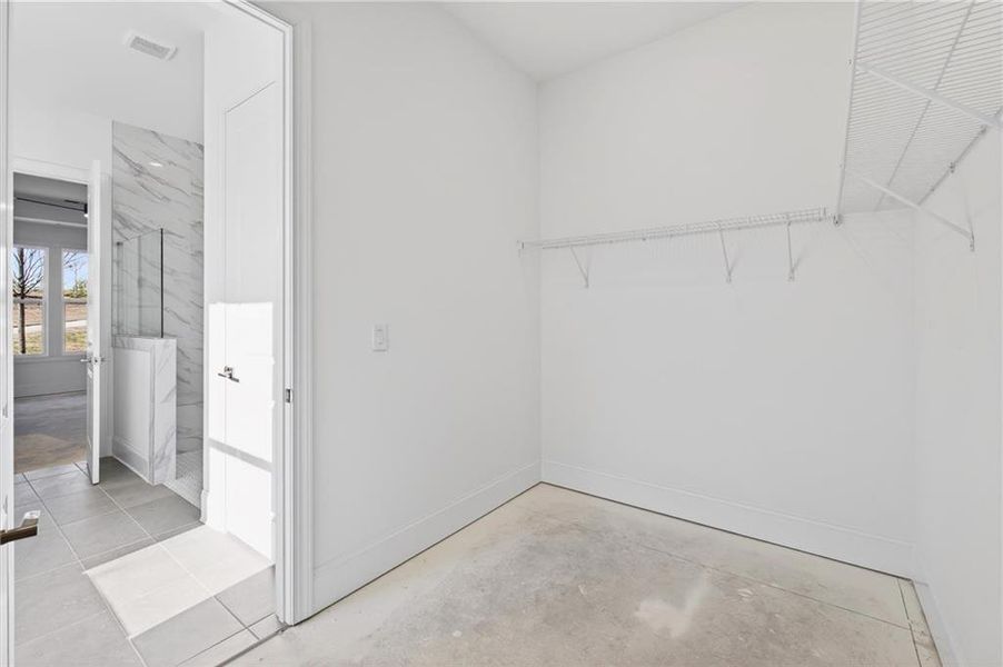 Spacious, unfurnished interior of a new home in The Reserve at Bells Ferry, Kennesaw (Image 37).