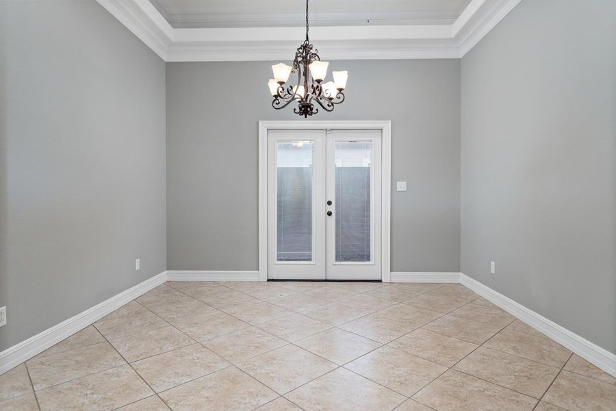 Spacious, unfurnished interior of a new home in , Beaumont (Image 23).