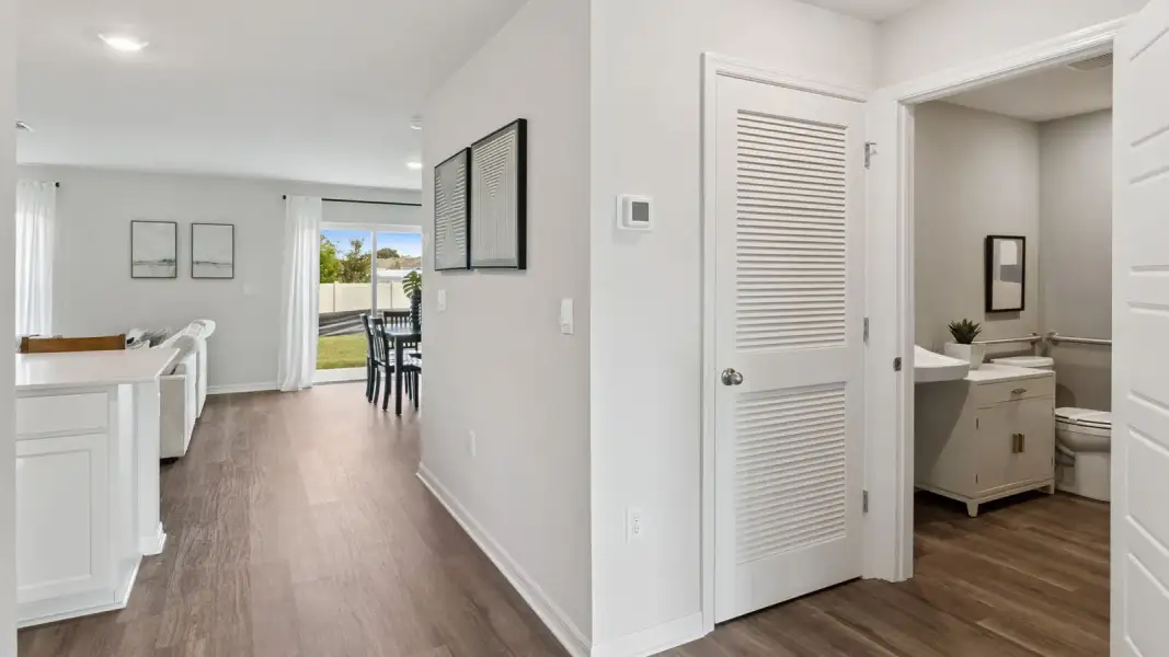 Furnished interior view inside a new home in Willowbrook South, Winter Haven (Image 24). Furnished interior view inside a new home in Willowbrook South, Winter Haven (Image 24).