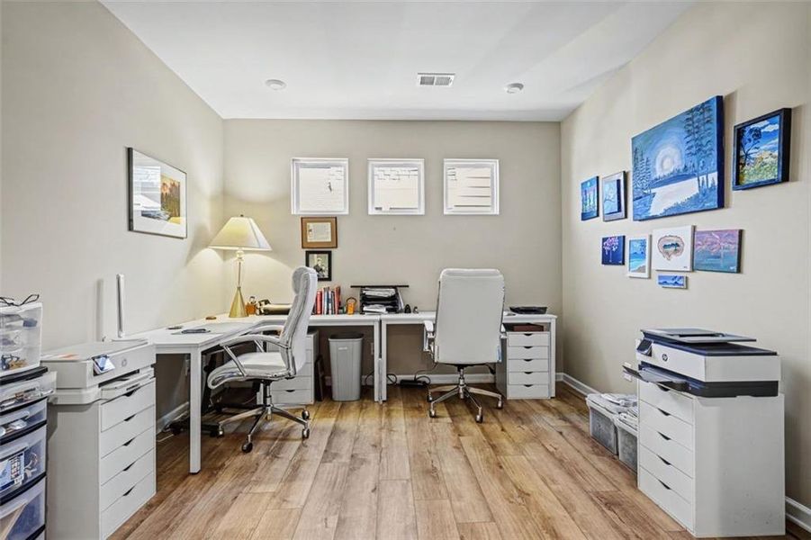 Furnished interior view inside a new home in Laurel Farms, Dallas (Image 19).