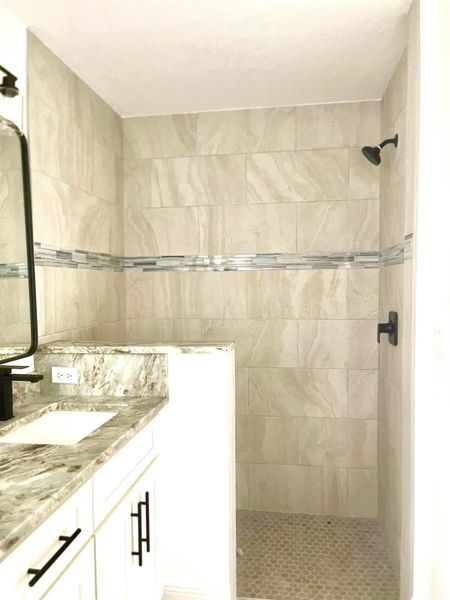 Image 15 of a home in .