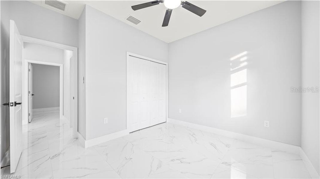 Spacious, unfurnished interior of a new home in , Lehigh Acres (Image 31).