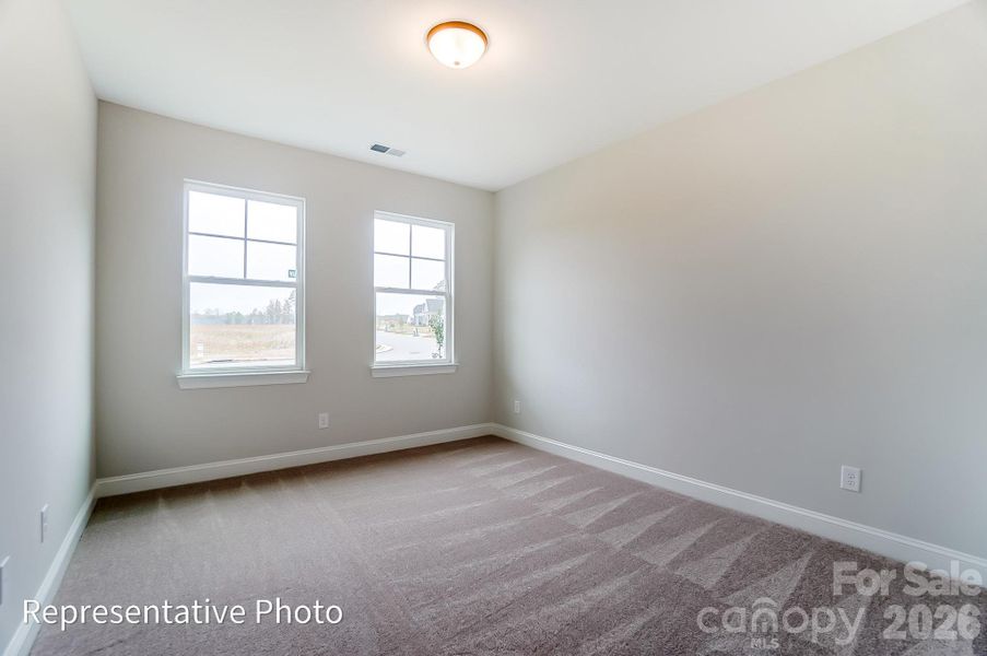Spacious, unfurnished interior of a new home in Rone Creek, Waxhaw (Image 18).