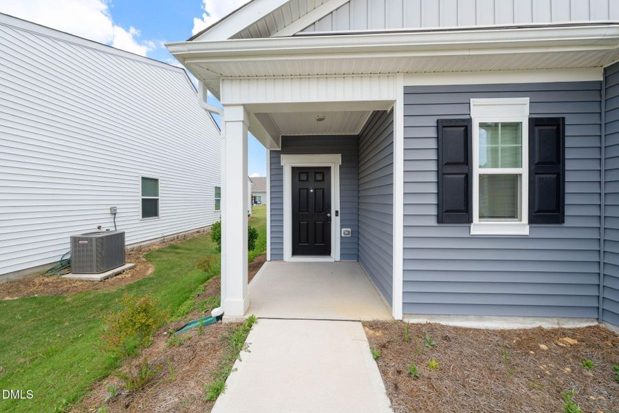 2-web-or-mls-DSC01945 2-web-or-mls-DSC01945