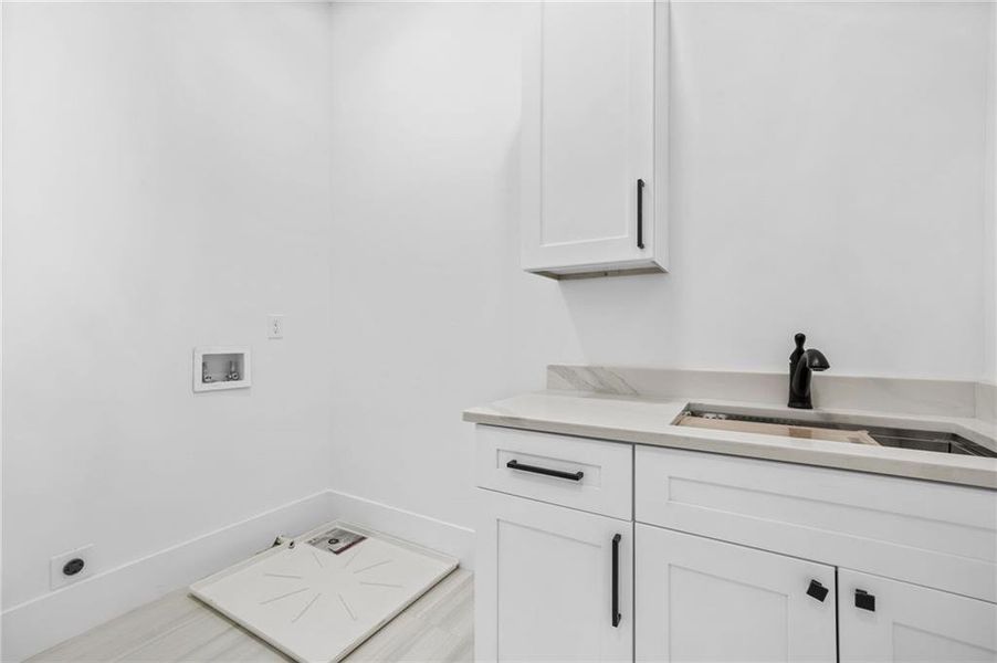 Furnished interior view inside a new home in , Atlanta (Image 15).